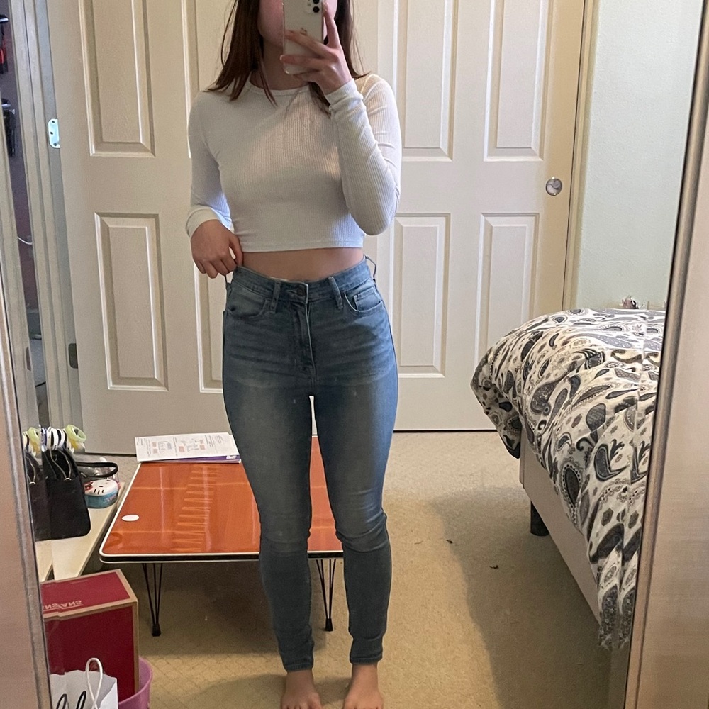 High waisted skinny jeans